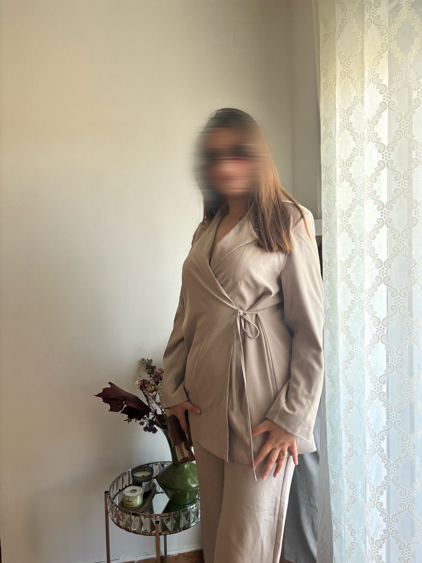 Conjunto Elegante en Tono Beige ✨